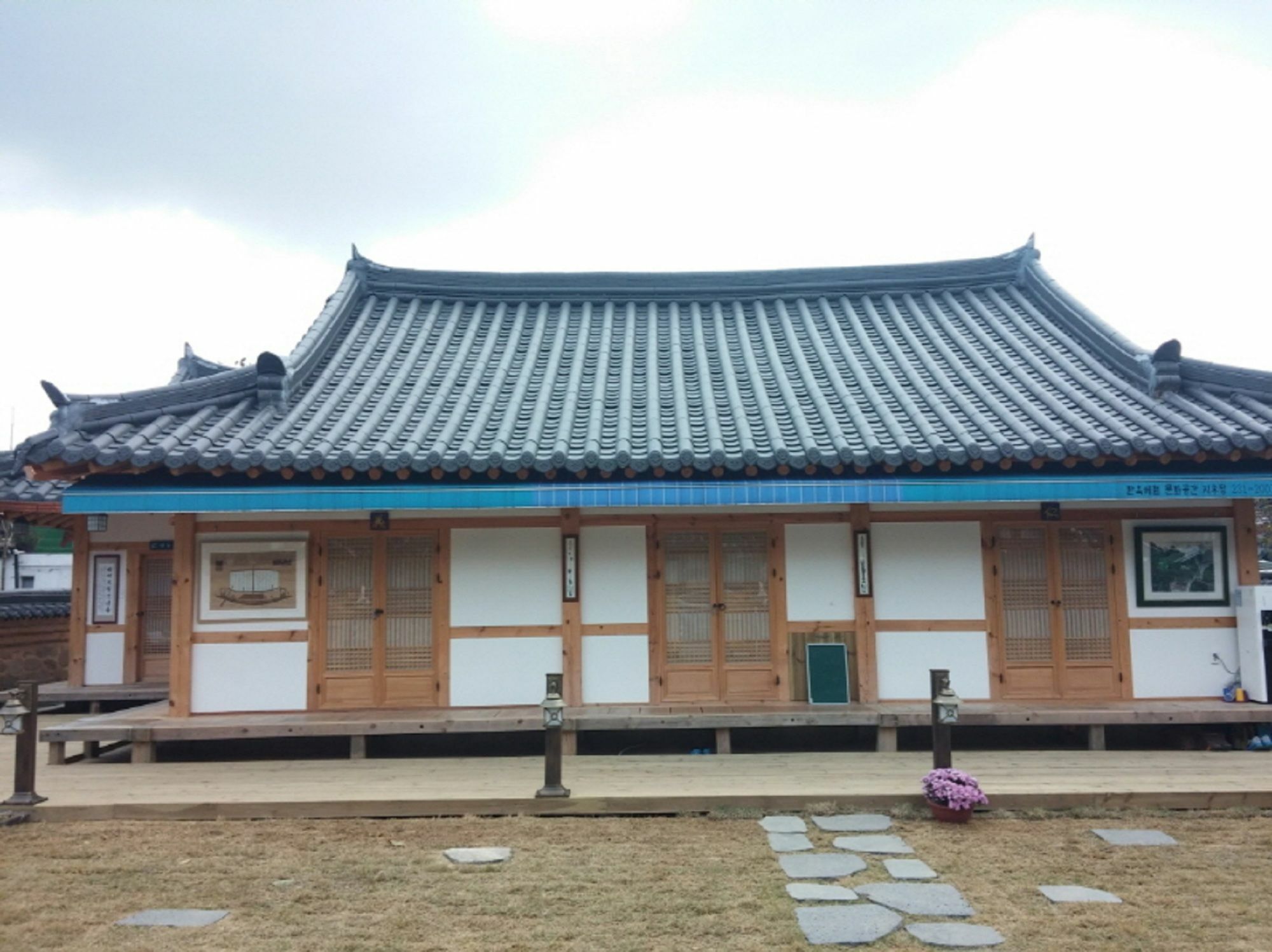 Hotel Jiwoo Dang Jeonju Zewnętrze zdjęcie